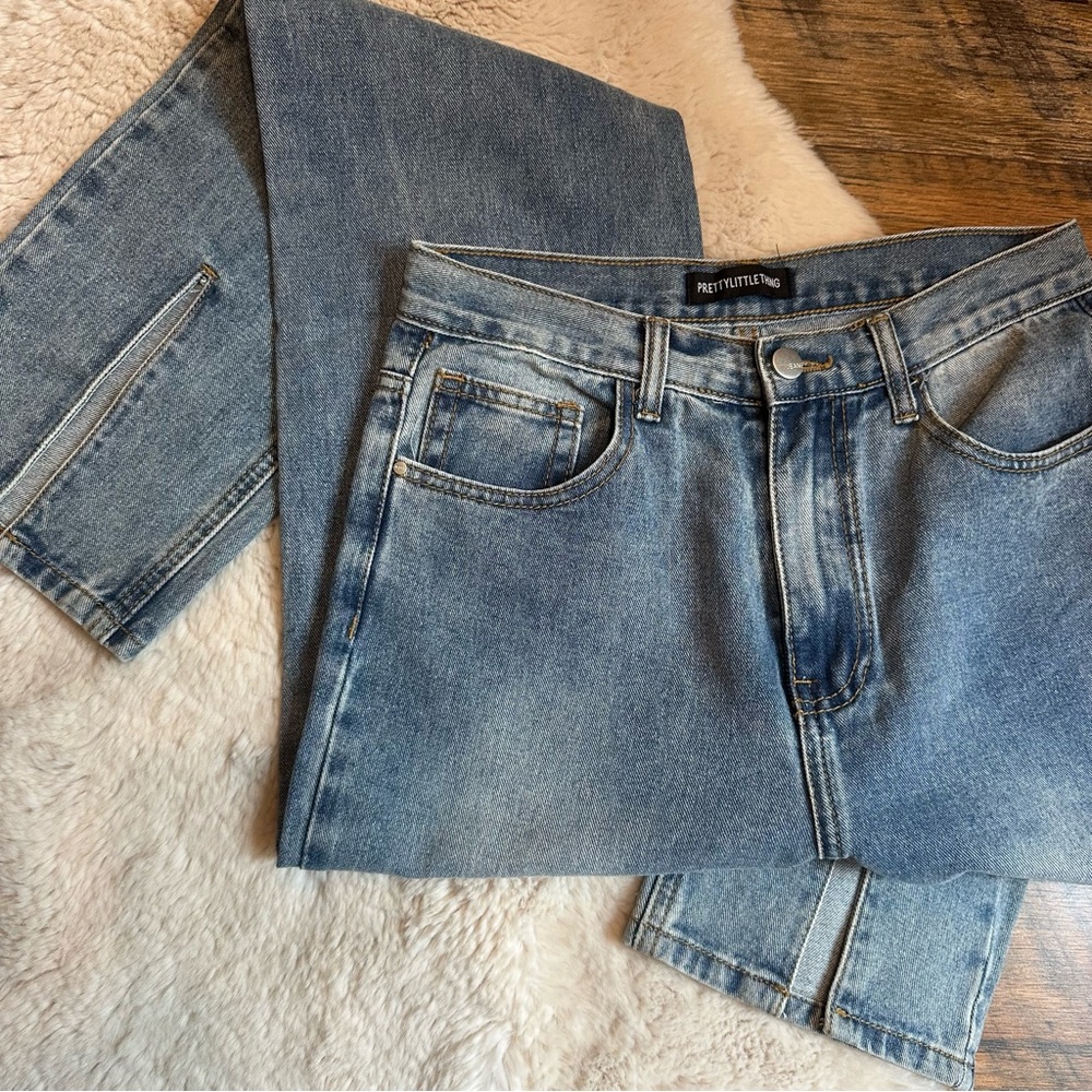 PrettyLittleThing denim jeans